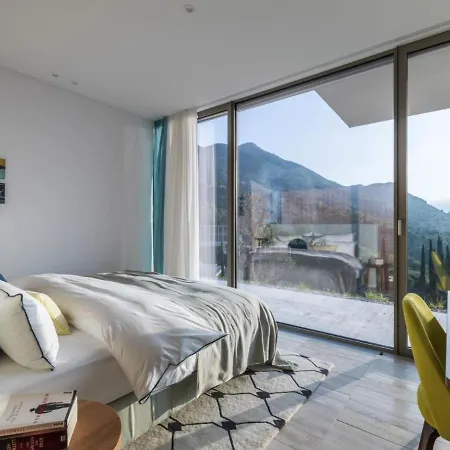 Sphere Ovest 5 Bedrooms 别墅 加尔多内-里维耶拉