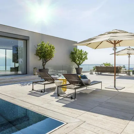 Sphere Ovest 5 Bedrooms 加尔多内-里维耶拉
