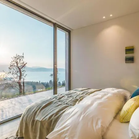 Sphere Ovest 5 Bedrooms 别墅 *